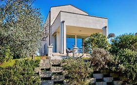 Villa Il Poggino - Modern House